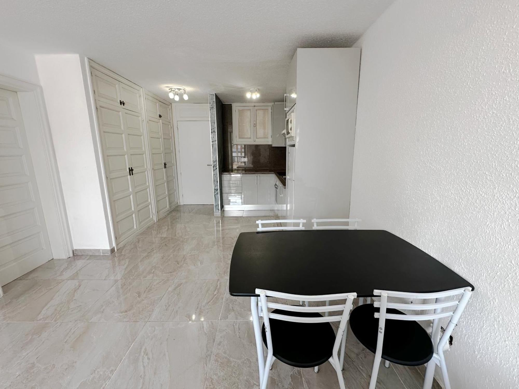 Classbnb - 3 Apartments 50M From The Las Americas Promenade 아로나 외부 사진