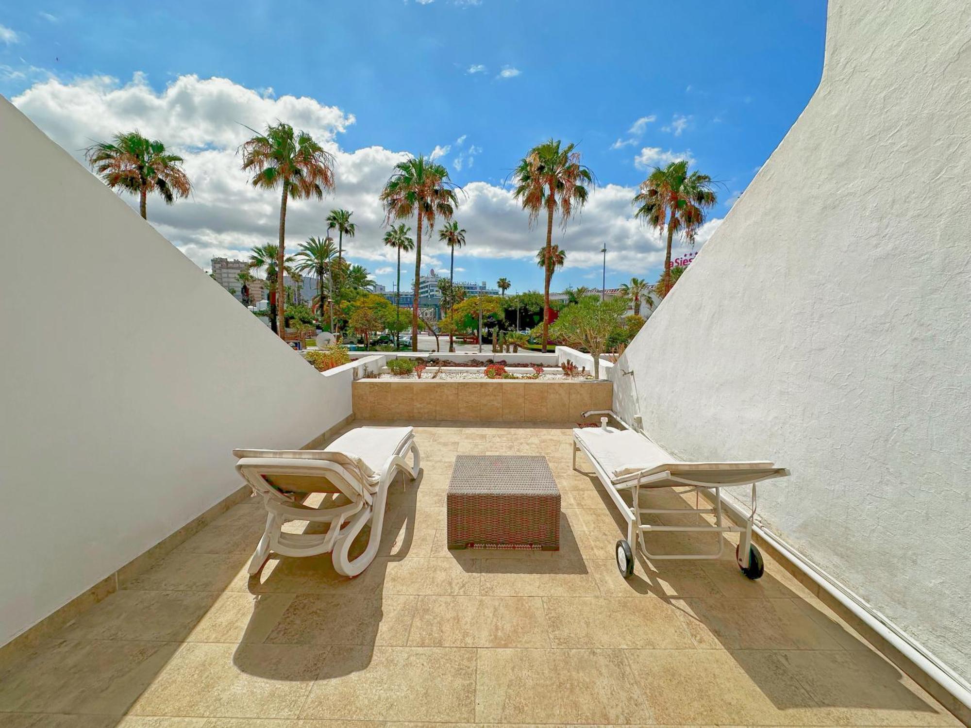 Classbnb - 3 Apartments 50M From The Las Americas Promenade 아로나 외부 사진