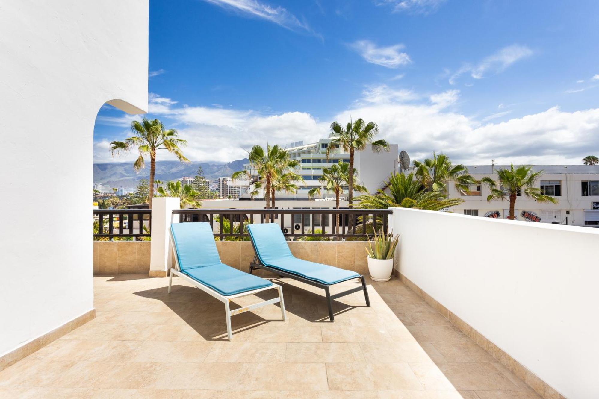Classbnb - 3 Apartments 50M From The Las Americas Promenade 아로나 외부 사진