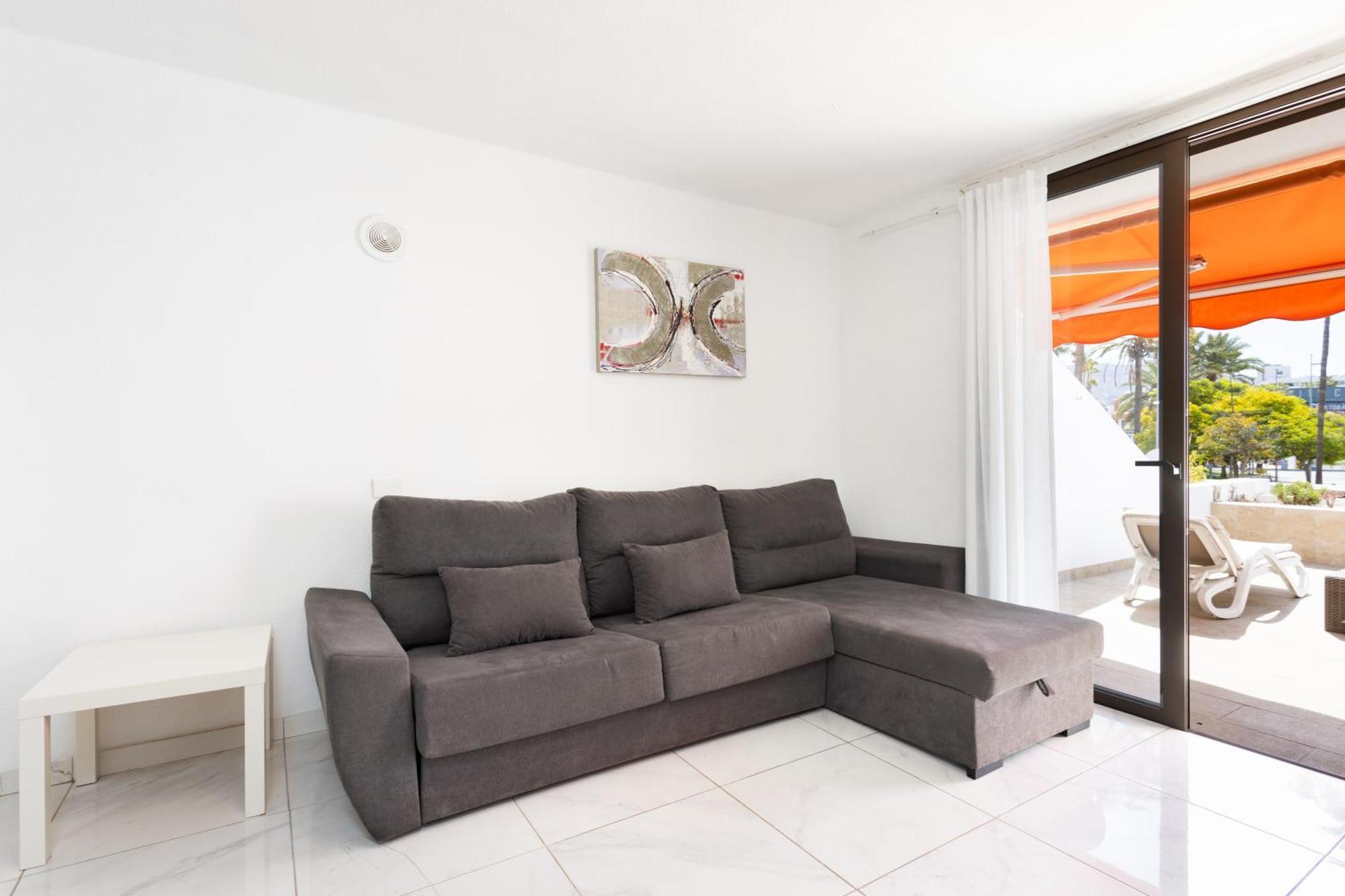 Classbnb - 3 Apartments 50M From The Las Americas Promenade 아로나 외부 사진