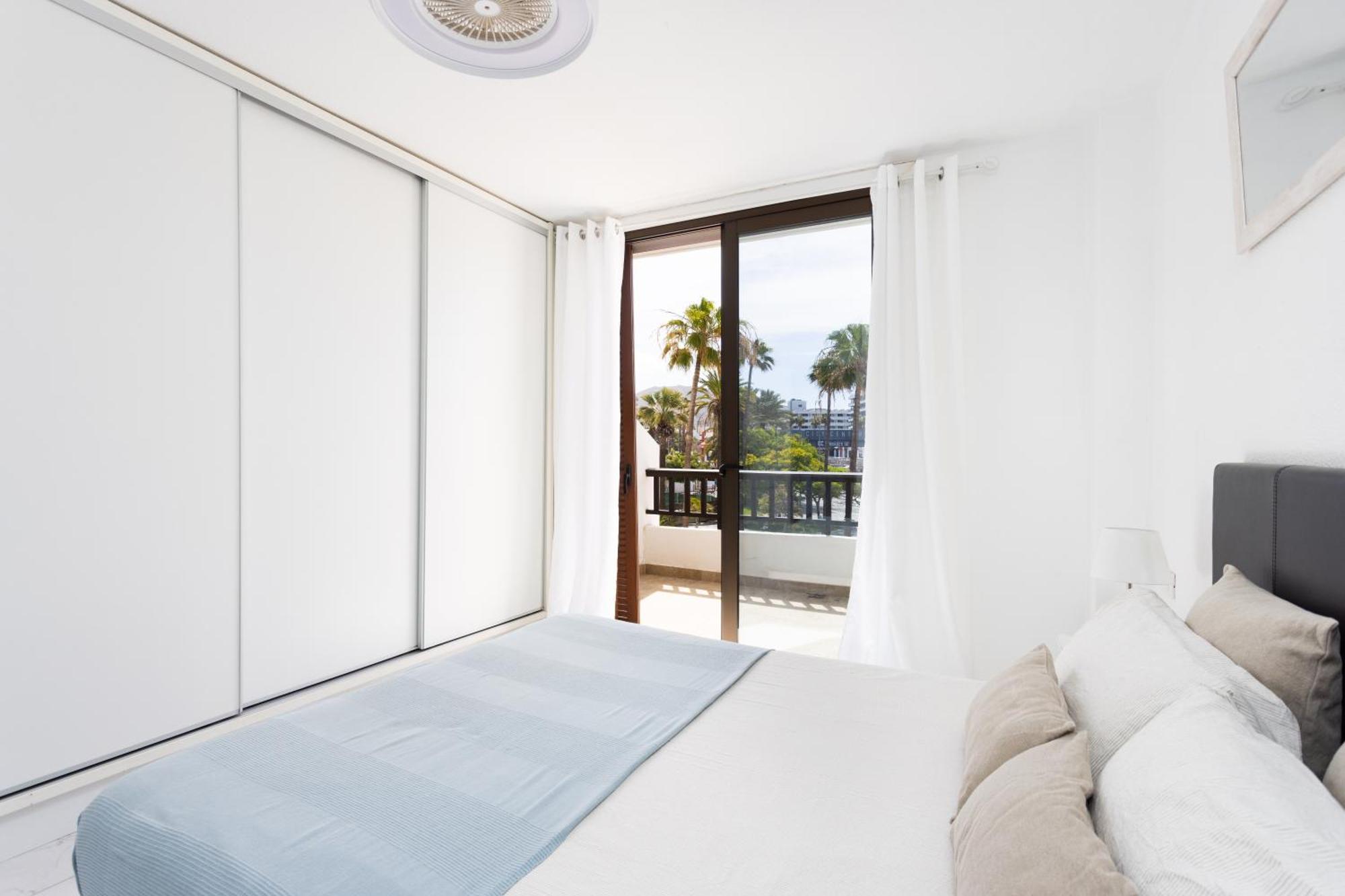 Classbnb - 3 Apartments 50M From The Las Americas Promenade 아로나 외부 사진
