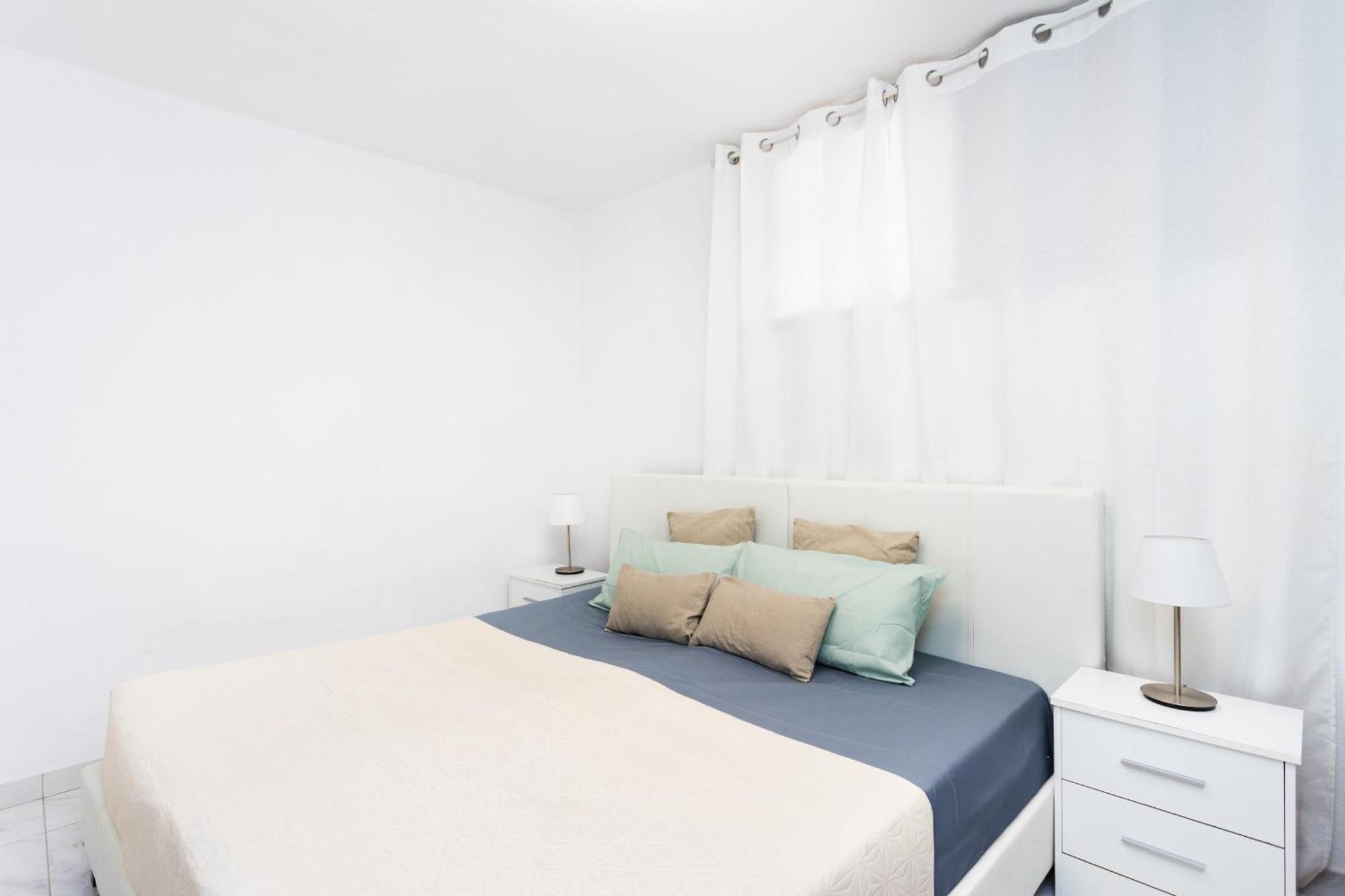 Classbnb - 3 Apartments 50M From The Las Americas Promenade 아로나 외부 사진