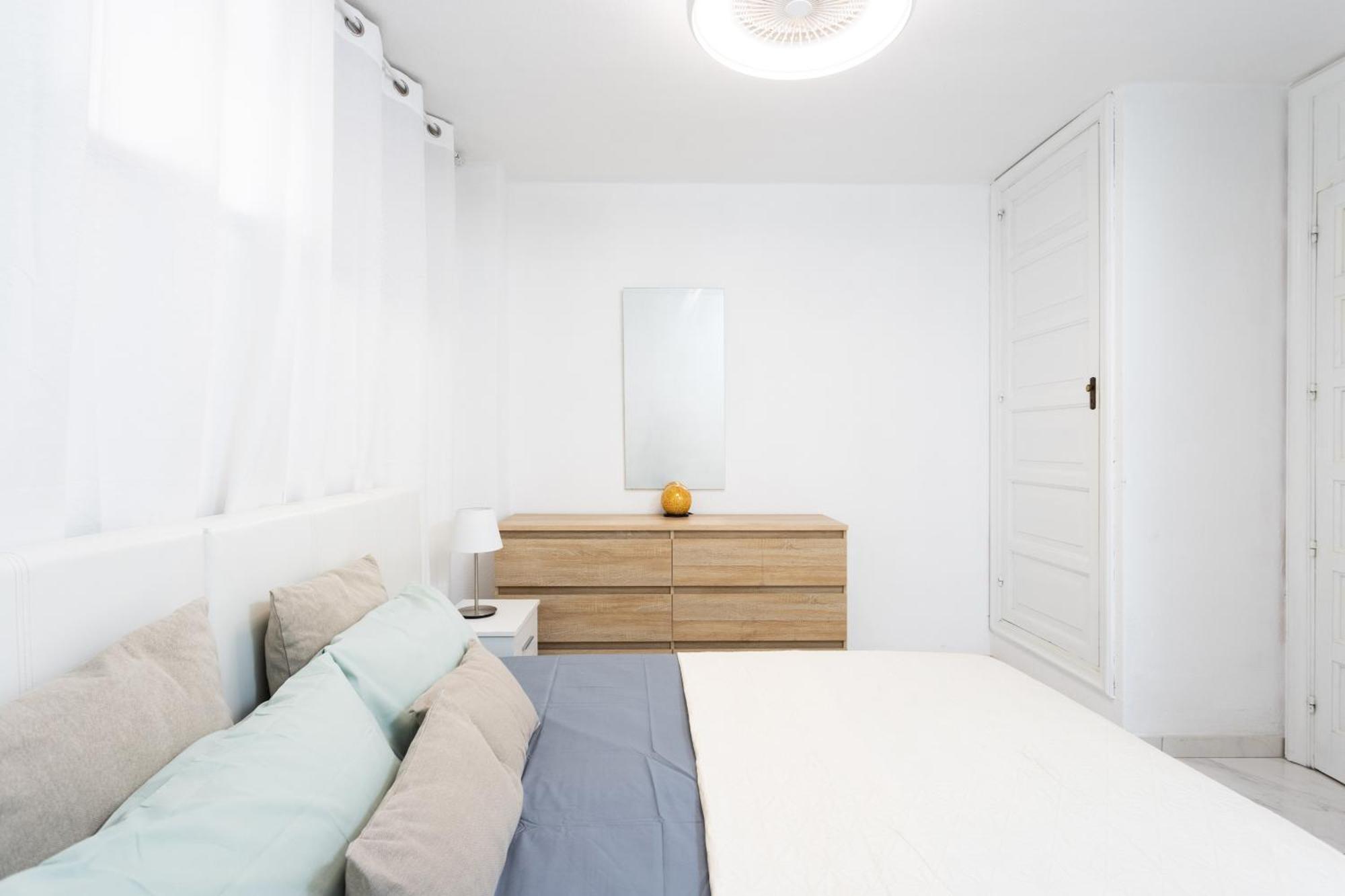Classbnb - 3 Apartments 50M From The Las Americas Promenade 아로나 외부 사진