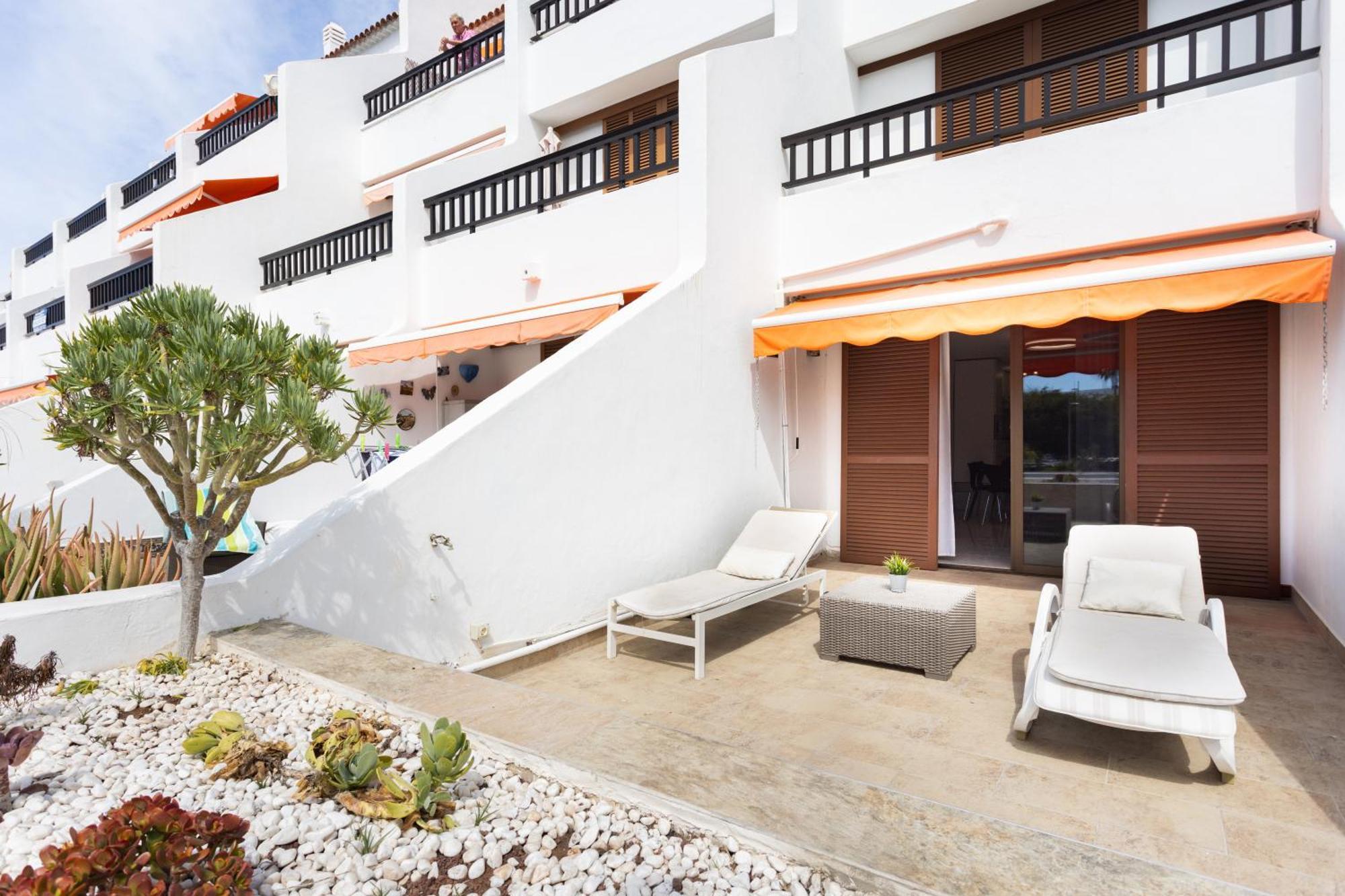 Classbnb - 3 Apartments 50M From The Las Americas Promenade 아로나 외부 사진